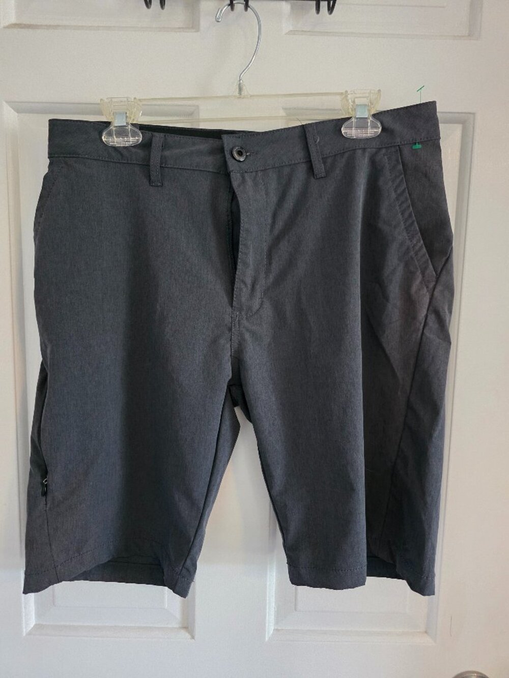 Mens Golf Dress Shorts by Kenneth Cole Soft Black size 34 Stretch